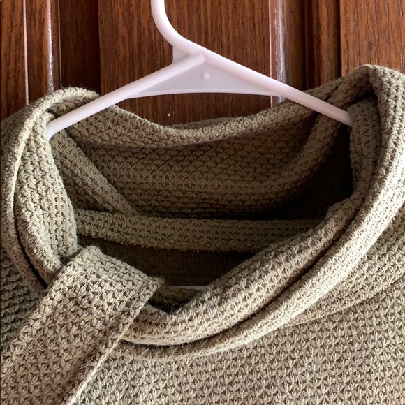 Olive waffle knit cowl neck criss cross sweater 💚 - Picture 3 of 5